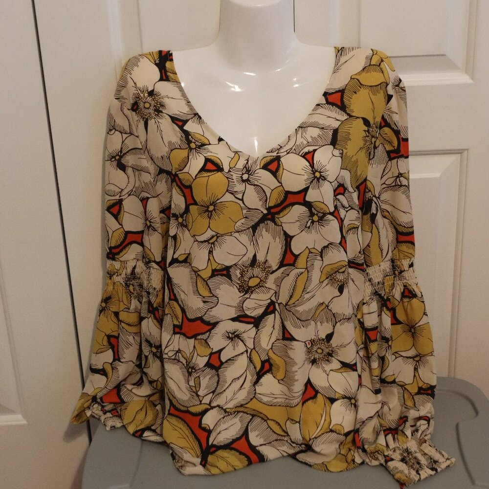 CAbi Long Sleeve Lightweight Sequel Blouse 3954 Flowy Size XL